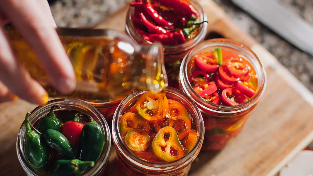 Pickled hot peppers