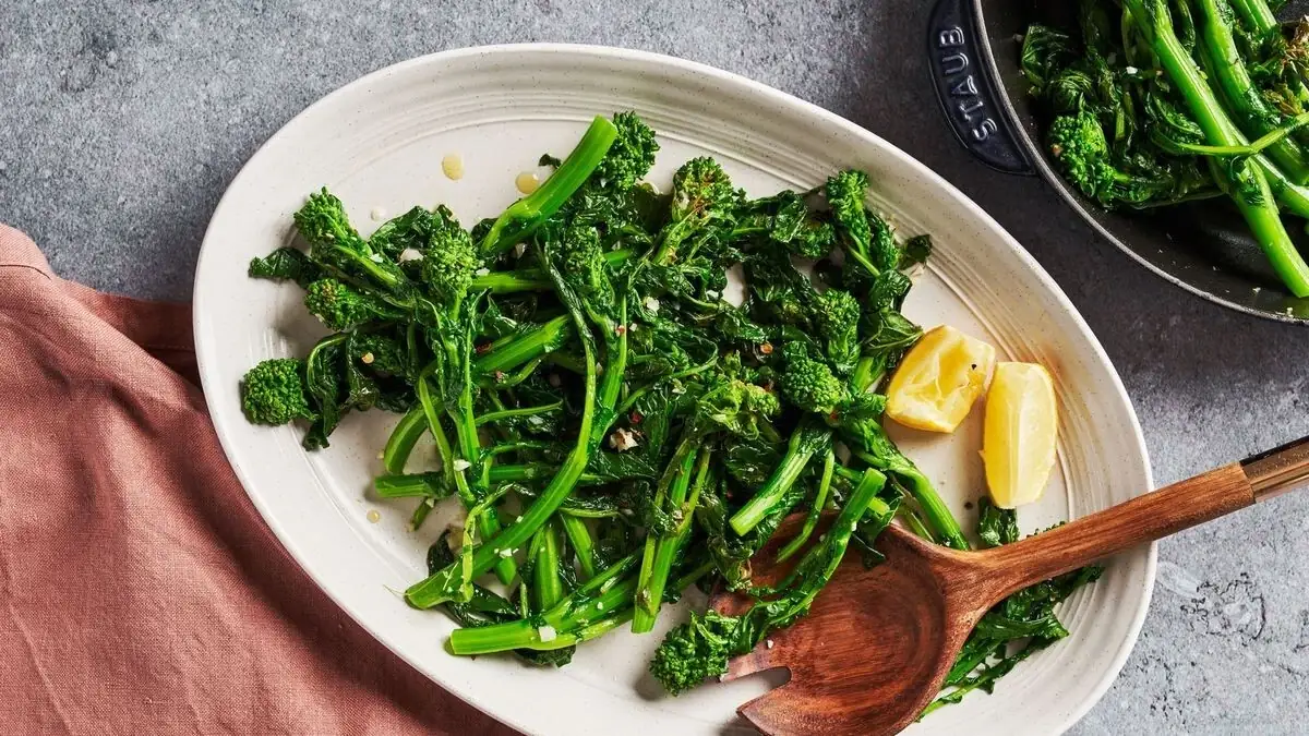 1000+ Organic Broccoli Raab Rapini Seeds - Microgreens & Sprouting for Garden - Image 2