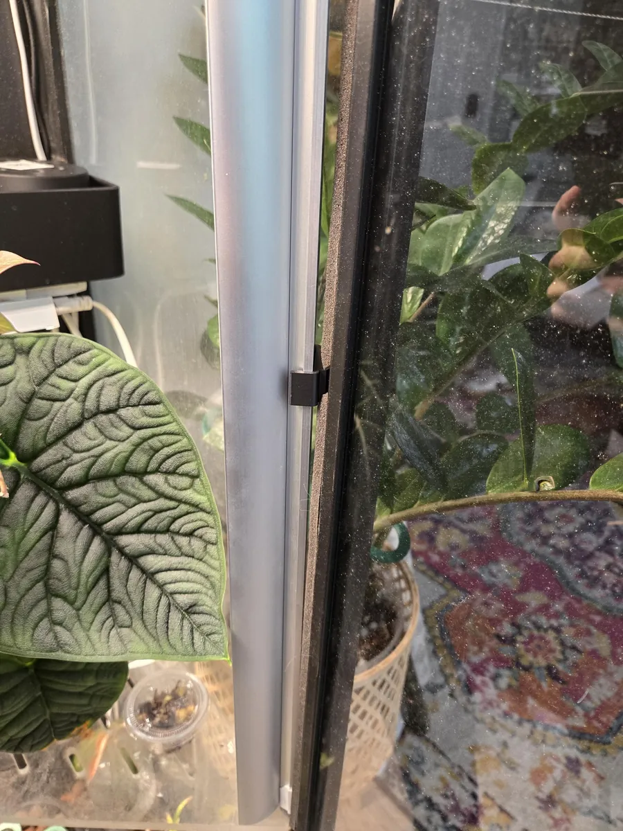 12 Pack Grow Light Corner Clips for IKEA Milsbo Cabinet – T8 LED Mounting Brackets - Image 3