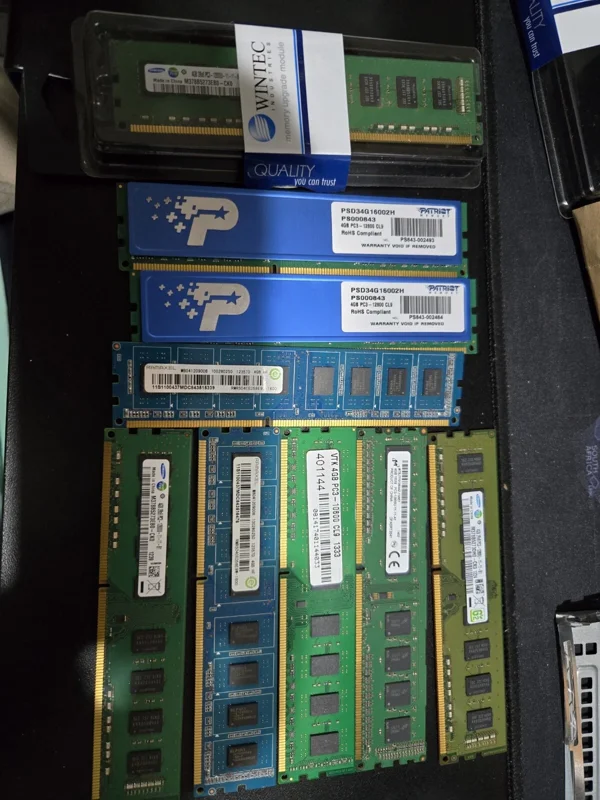 9x 4GB DDR3 PC3-12800U 1600MHz Desktop RAM Memory Modules - Image 1