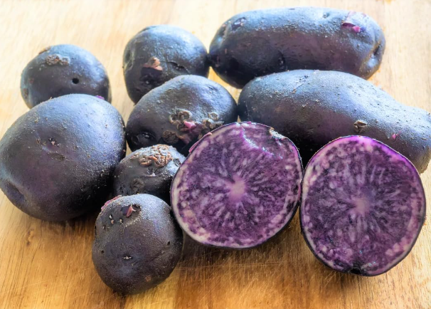 Organic Purple Seed Potatoes - 1 Pound Rare Tubers for Planting - Edible Solanum