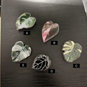 Acrylic Leaf Design Phone Stand - Foldable & Stylish Grip Holder - Garden Accessory - Image 1