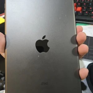 iPad Mini 5th Gen 7.9'' 64GB A2133 Wi-Fi Only Space Gray - For Parts - Image 2