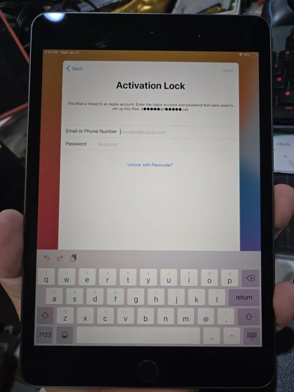 iPad Mini 5th Gen 7.9'' 64GB A2133 Wi-Fi Only Space Gray - For Parts - Image 4