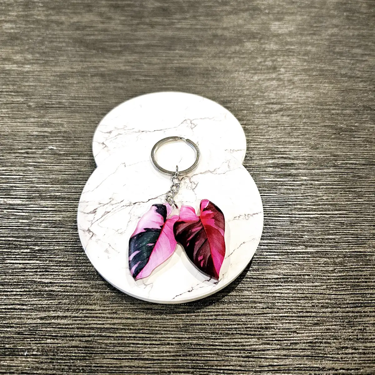 Pink Leaf Keychain - Unique Foliage Accessory for Bags & Keys - Image 2