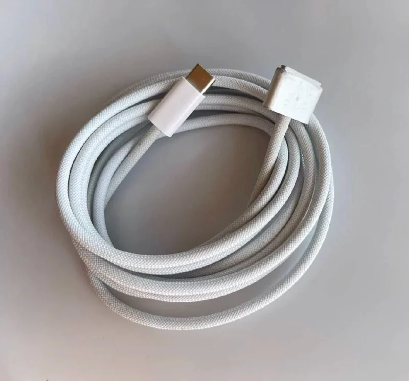 Used Apple MacBook Air M2 MagSafe 3 Charging Cable - Gray, 2m Power Cable - Image 2