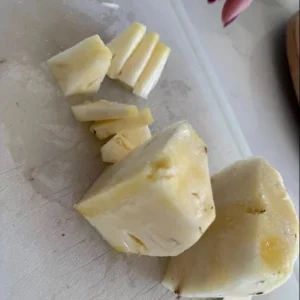 Set of 2 Live Sugarloaf Pineapple Plants - Ananas comosus - 4-6